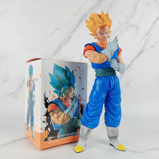 Dragon Ball Z – Super Saiyan Goku Action Figure (32 cm) | Premium Collectible Model