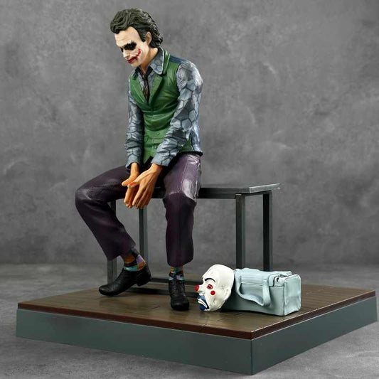 Heath Ledger Joker – Interrogation Scene Collectible Figure (25 cm)